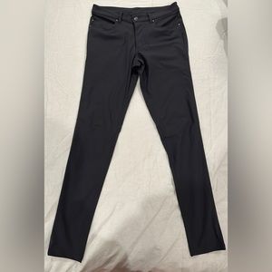 Lululemon ABC Pant *Skinny 34” - Gray